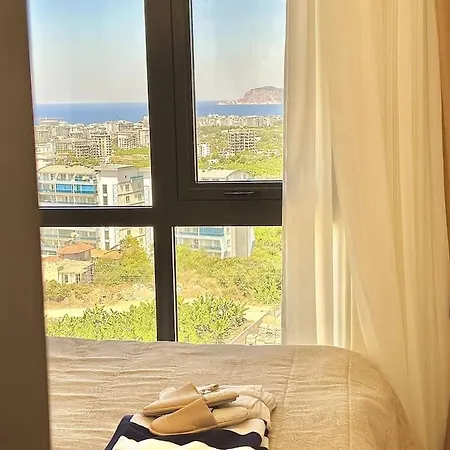 Sea View, Huge Swimming Pool