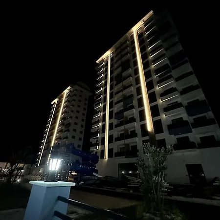 Apartamento Sea View, Huge Swimming Pool *