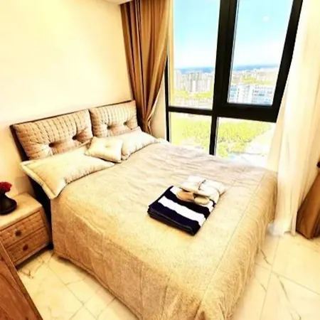 Apartamento Sea View, Huge Swimming Pool