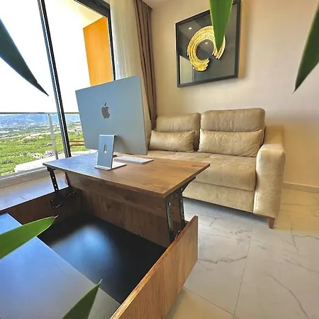 Appartamento Sea View, Huge Swimming Pool